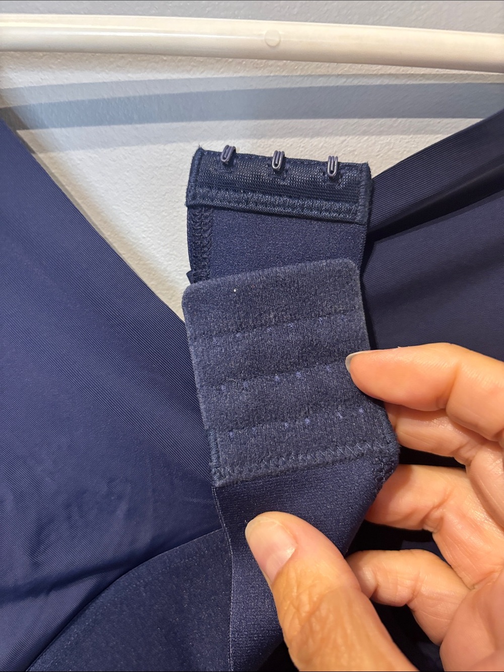 ⭐️ 5 for 20$! ⭐️ Nautica Intimates Wireless Navy Blue Bra - Picture 4 of 5